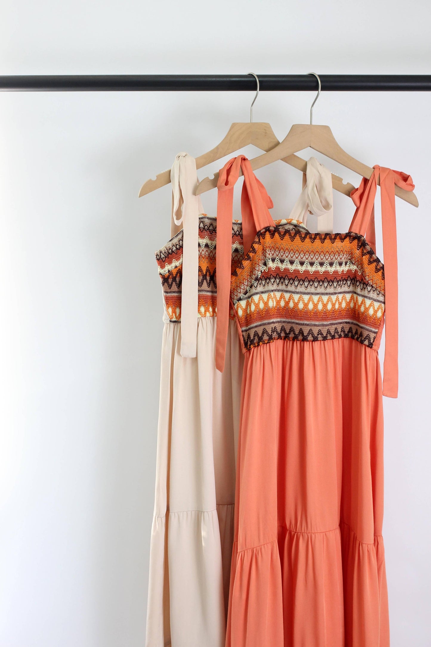 D2504YIB10240 - Bohemian Embroidered Maxi Dress