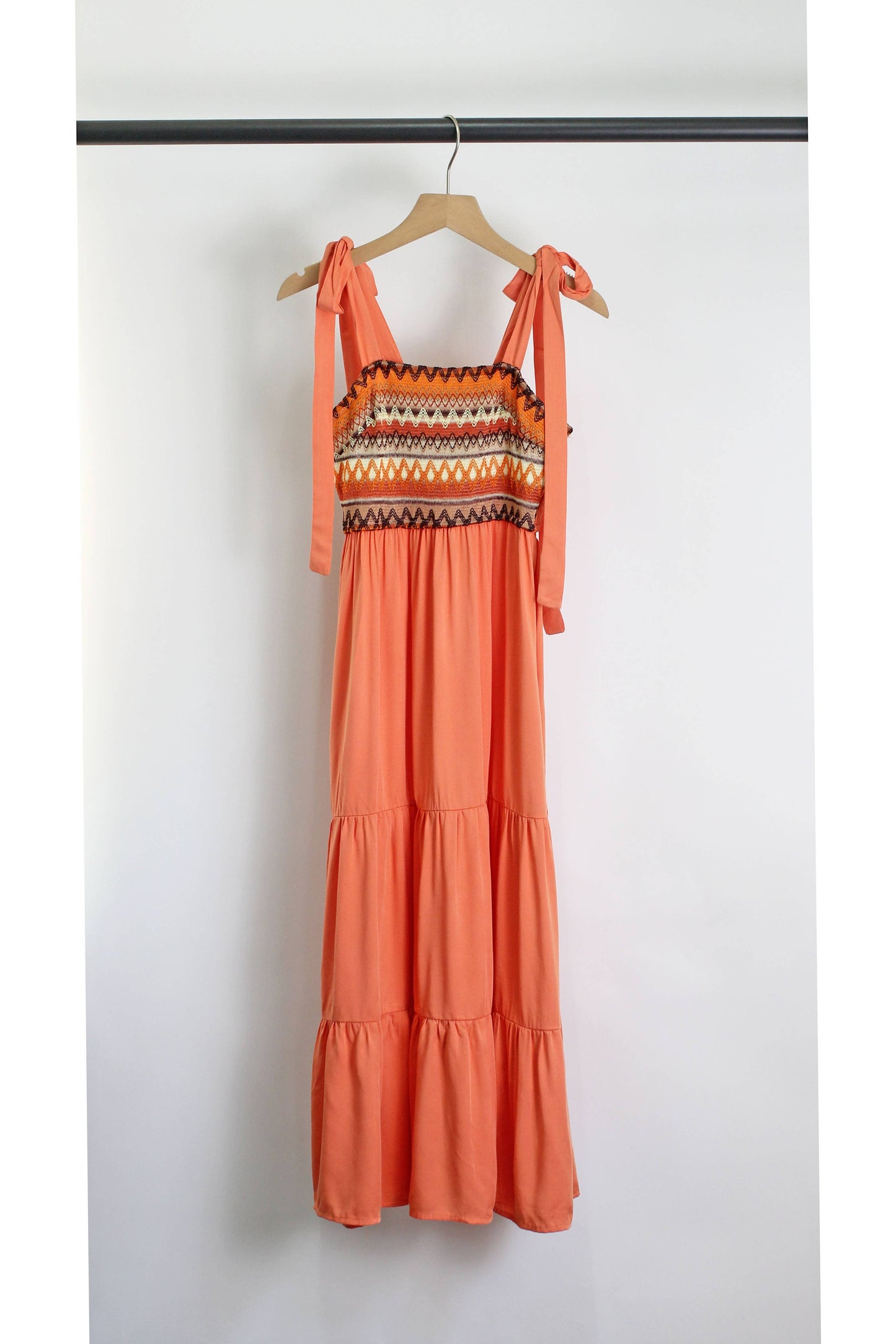 D2504YIB10240 - Bohemian Embroidered Maxi Dress
