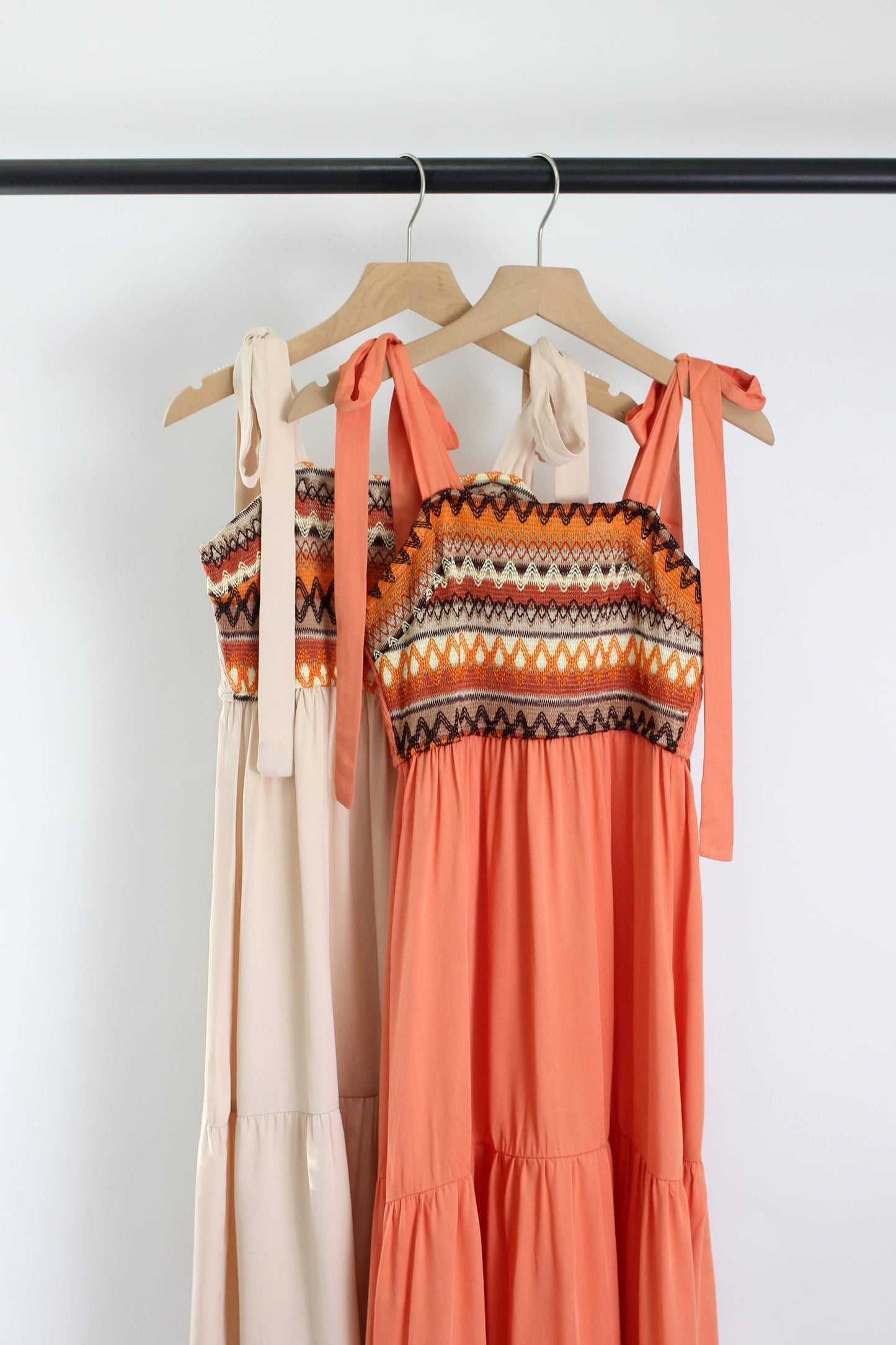 D2504YIB10240 - Bohemian Embroidered Maxi Dress