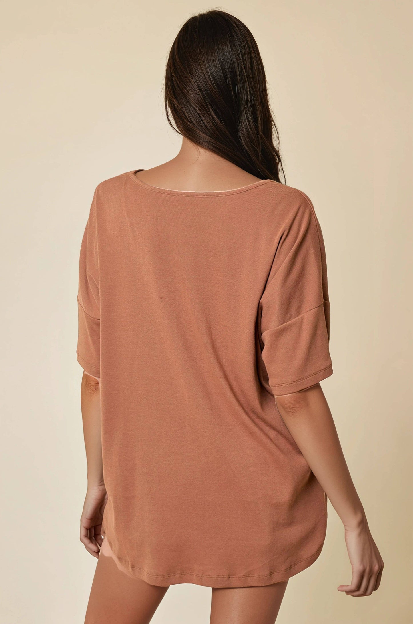OVERSIZED V-NECK KNIT TOP