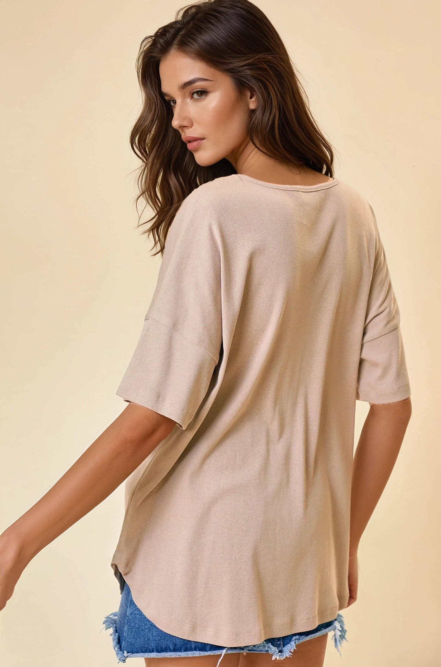 OVERSIZED V-NECK KNIT TOP