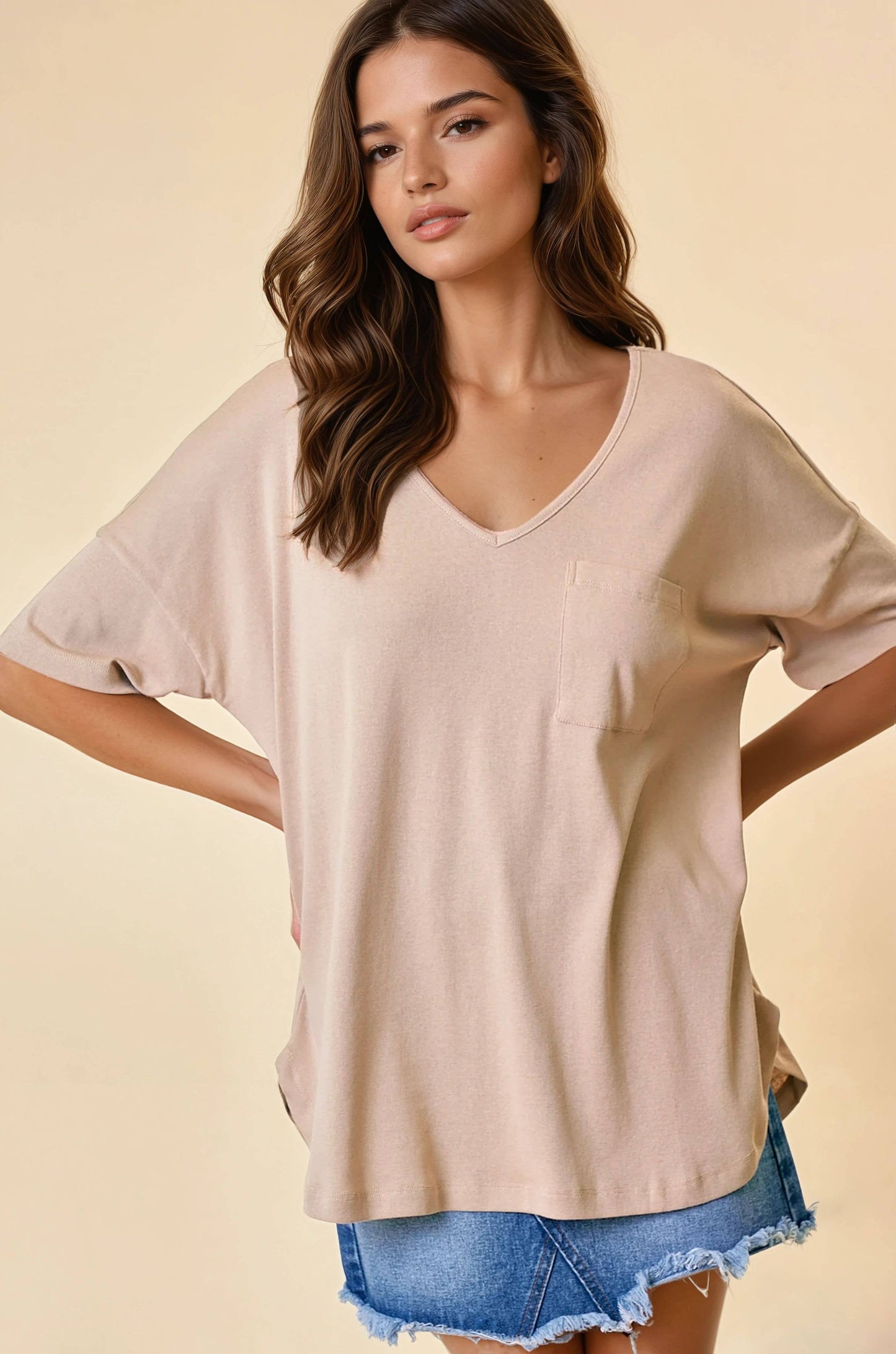 OVERSIZED V-NECK KNIT TOP